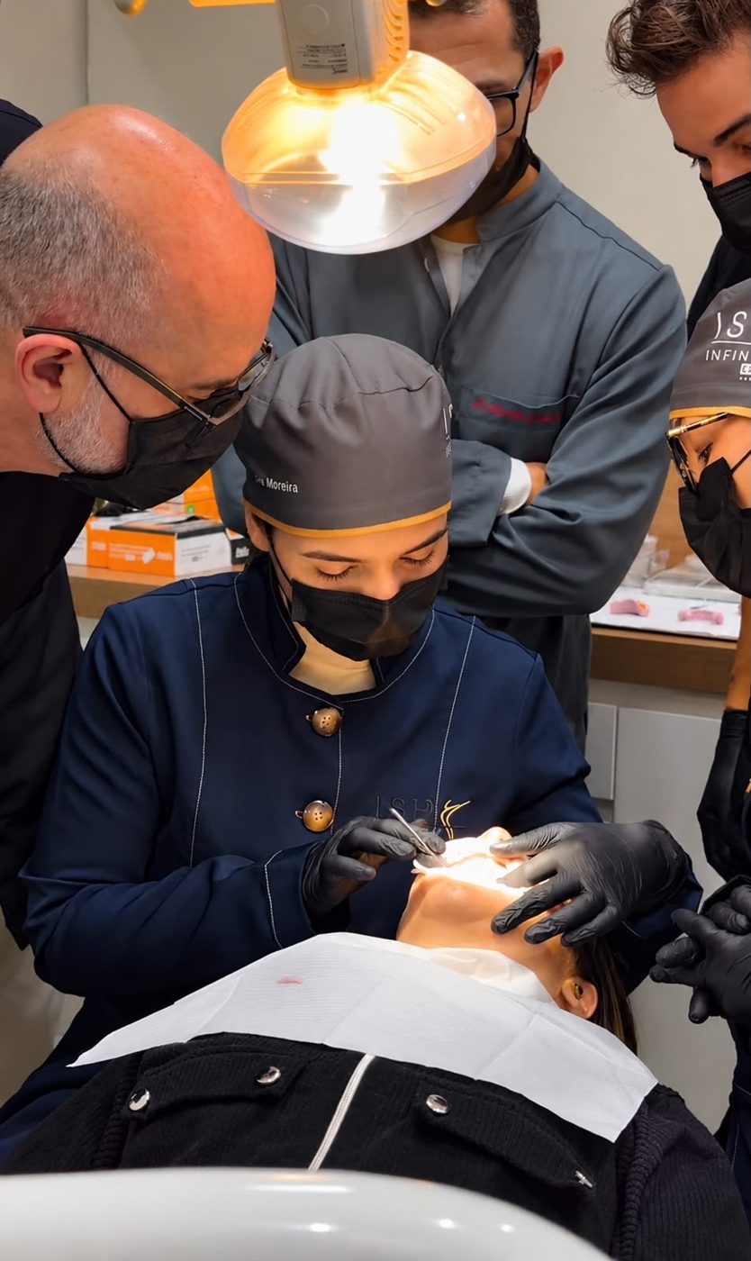 Atendimento a paciente durante o curso